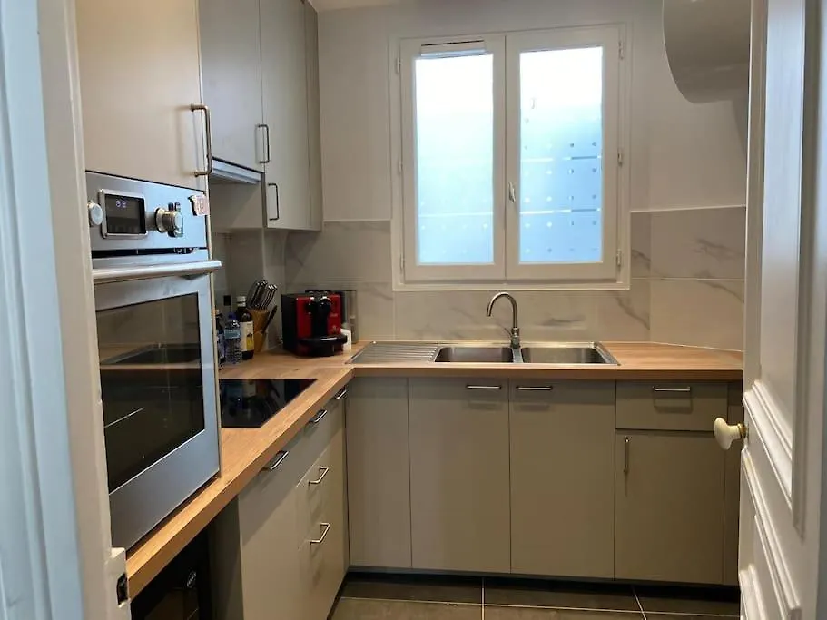 Apartment West Livingtrendy Area Spacious 2br Opera Montmartre Paris